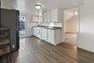 880 E Casa Negra Ave, Midvale, UT 84047 - Photo 17