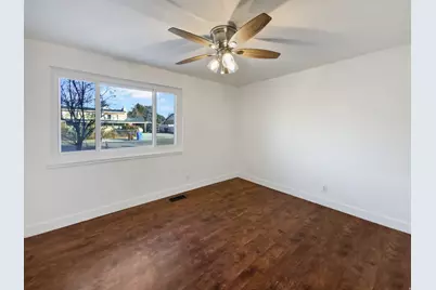 880 E Casa Negra Ave, Midvale, UT 84047 - Photo 11