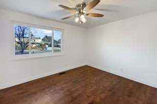 880 E Casa Negra Ave, Midvale, UT 84047 - Photo 11