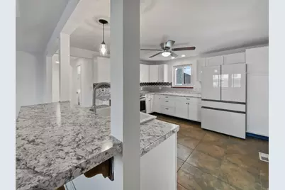 880 E Casa Negra Ave, Midvale, UT 84047 - Photo 7