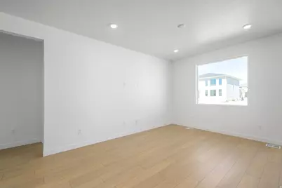 2035 E Swallow Dr #4066, Eagle Mountain, UT 84005 - Photo 9