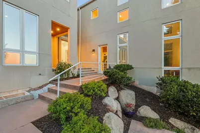 2093 S Lakeline Dr, Salt Lake City, UT 84109 - Photo 9