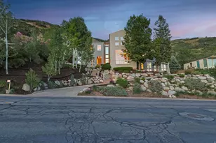 2093 S Lakeline Dr, Salt Lake City, UT 84109 - Photo 11