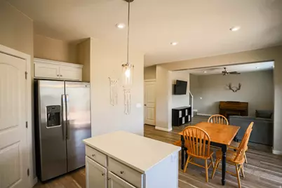 834 N Pleasant Ln, Washington, UT 84780 - Photo 13