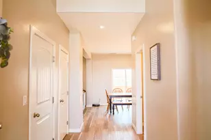 834 N Pleasant Ln, Washington, UT 84780 - Photo 3