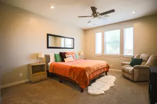 834 N Pleasant Ln, Washington, UT 84780 - Photo 5