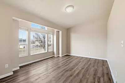 1932 N 810 W, Clinton, UT 84015 - Photo 9