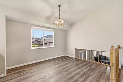 1932 N 810 W, Clinton, UT 84015 - Photo 11