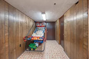 489 S 900 St E, Orem, UT 84097 - Photo 21