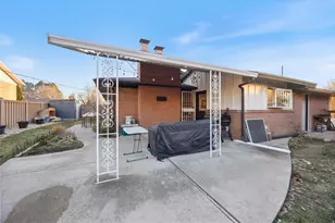 489 S 900 St E, Orem, UT 84097 - Photo 27