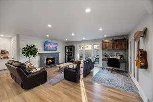 489 S 900 St E, Orem, UT 84097 - Photo 3