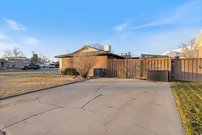489 S 900 St E, Orem, UT 84097 - Photo 37