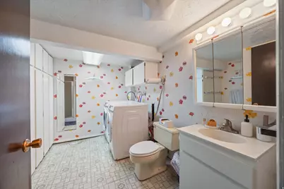 489 S 900 St E, Orem, UT 84097 - Photo 9