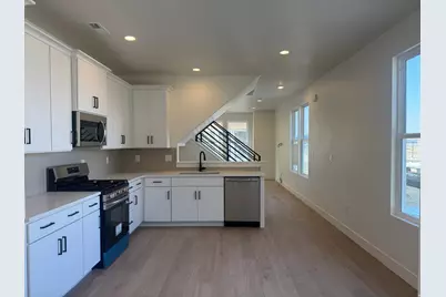 10997 S Freestone Rd W #110, South Jordan, UT 84009 - Photo 11