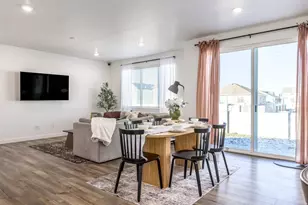 1753 E Bison Dr, Eagle Mountain, UT 84005 - Photo 15