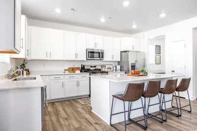 1753 E Bison Dr, Eagle Mountain, UT 84005 - Photo 3