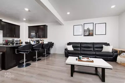 1006 W Sapphire Peak Dr, Bluffdale, UT 84065 - Photo 3