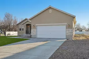374 Palamino Way, Grantsville, UT 84029 - Photo 3