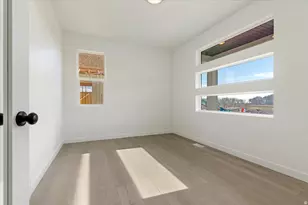 1538 E Livi Ln Ln, Saratoga Springs, UT 84043 - Photo 5