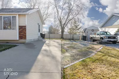 593 W 950 N, Clinton, UT 84015 - Photo 25
