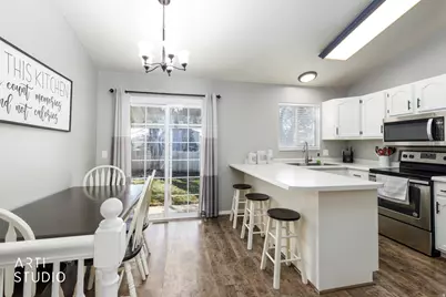 593 W 950 N, Clinton, UT 84015 - Photo 5