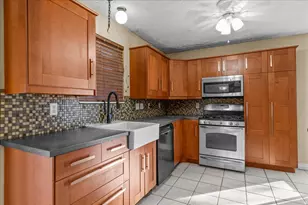 3633 S Toolson Dr W, Magna, UT 84044 - Photo 9