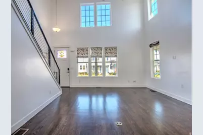 10328 S Yellow Knife Way, South Jordan, UT 84009 - Photo 5