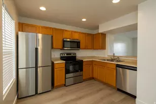 4753 S Falkirk Dr W, Murray, UT 84107 - Photo 7