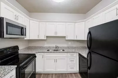 1051 S 500 E #E101, Heber City, UT 84032 - Photo 3