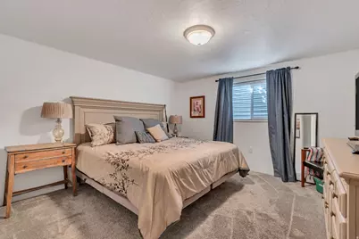 2415 E Arnett Dr S, Millcreek, UT 84109 - Photo 31