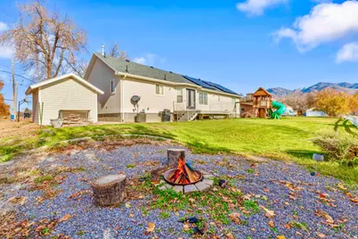 98 W 400 S, Smithfield, UT 84335 - Photo 23
