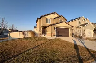 35 E Water Ln, Vineyard, UT 84059 - Photo 3