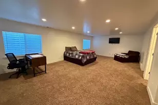 35 E Water Ln, Vineyard, UT 84059 - Photo 17