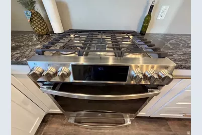 35 E Water Ln, Vineyard, UT 84059 - Photo 11