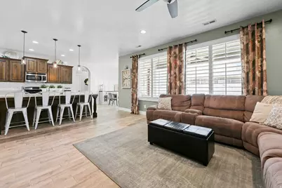 947 Elizabeth Dr, North Salt Lake, UT 84054 - Photo 7