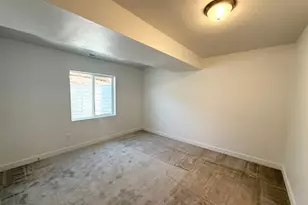 7626 S Clipper Hill Rd W, West Jordan, UT 84081 - Photo 23