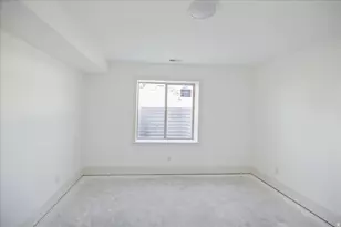 587 S Daniel Dr, Farmington, UT 84025 - Photo 17