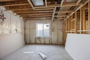 587 S Daniel Dr, Farmington, UT 84025 - Photo 17