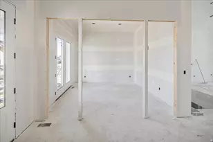 587 S Daniel Dr, Farmington, UT 84025 - Photo 5