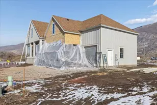 587 S Daniel Dr, Farmington, UT 84025 - Photo 3