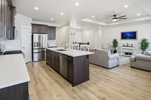 1071 E 160 N, Hyde Park, UT 84318 - Photo 9