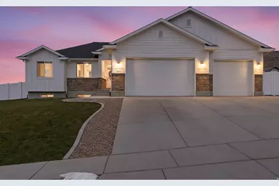 1071 E 160 N, Hyde Park, UT 84318 - Photo 1