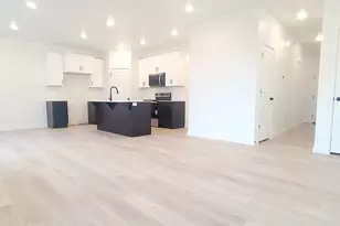 3517 W 4835 S, Roy, UT 84067 - Photo 3