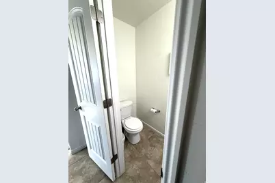 668 N 100 W, Vernal, UT 84078 - Photo 17