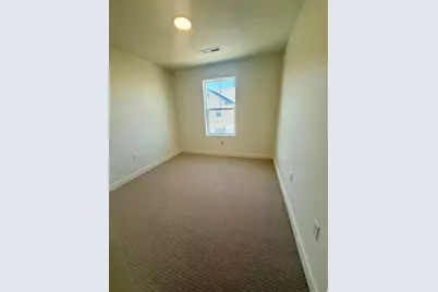 1696 N 1600 St W #123, Layton, UT 84041 - Photo 9