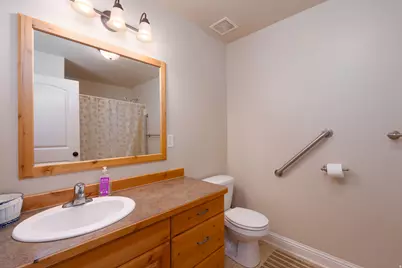 167 E 600 N, Roosevelt, UT 84066 - Photo 17