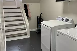 270 N 630 W, Layton, UT 84041 - Photo 17