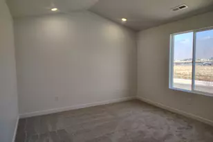 2042 N Essie Dr, Tooele, UT 84074 - Photo 9