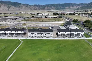 2042 N Essie Dr, Tooele, UT 84074 - Photo 25