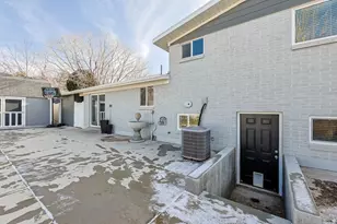 465 E 400 N, Tooele, UT 84074 - Photo 33